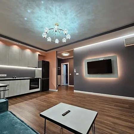 Great Style 2 Bedroom Apartment, Komuna E Parisit