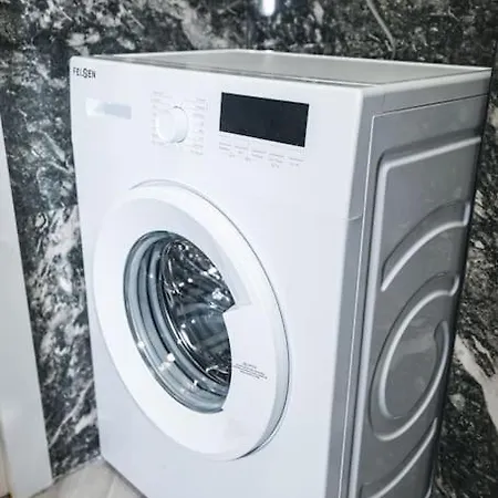 Great Style 2 Bedroom Apartment, Komuna E Parisit Apartment